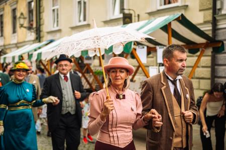 Povorka ob dnevih narodnih noš in oblačilne dedščine (78)